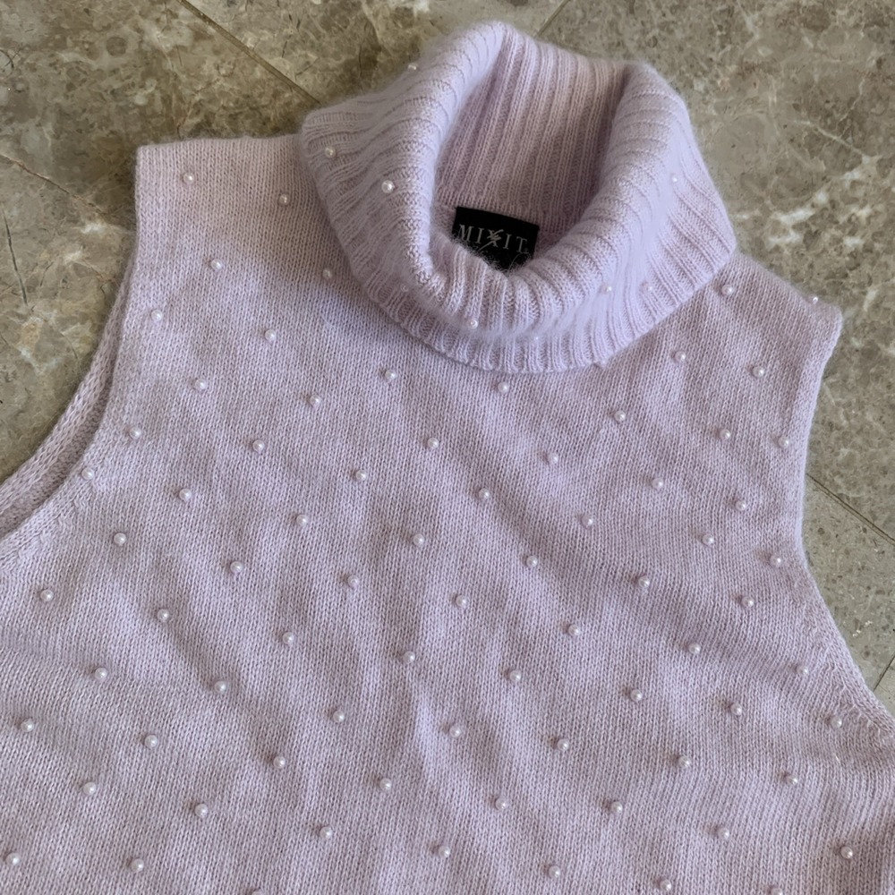 Mixit Orchid Turtleneck Sweater Angora-Nylon Blend Shell Very Soft Pearls Beaded